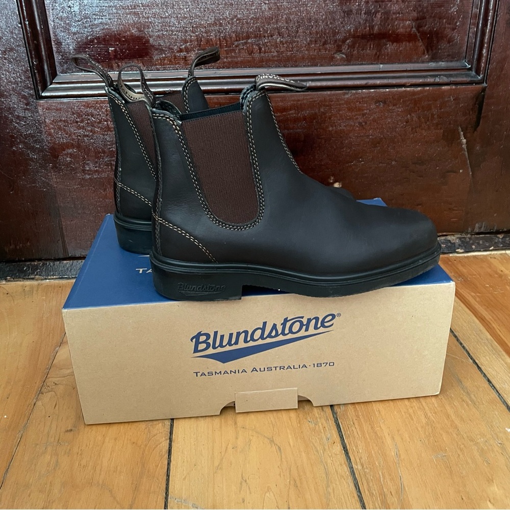 VGUC Blundstone Chelsea Dress Boots 062 Stout Brown 7.5USAW 5.5USAM 4.5AUS/UK